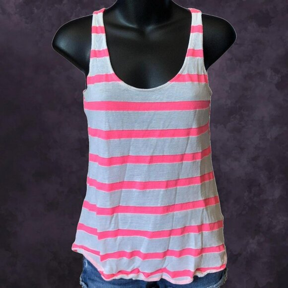 Dilvin Neon Pink Lace Tank - Picture 2 of 6
